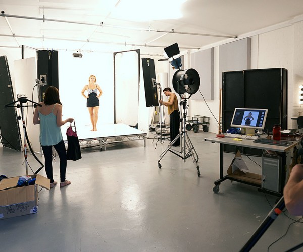 Studio rental for photos and video [+] Basement Photographic